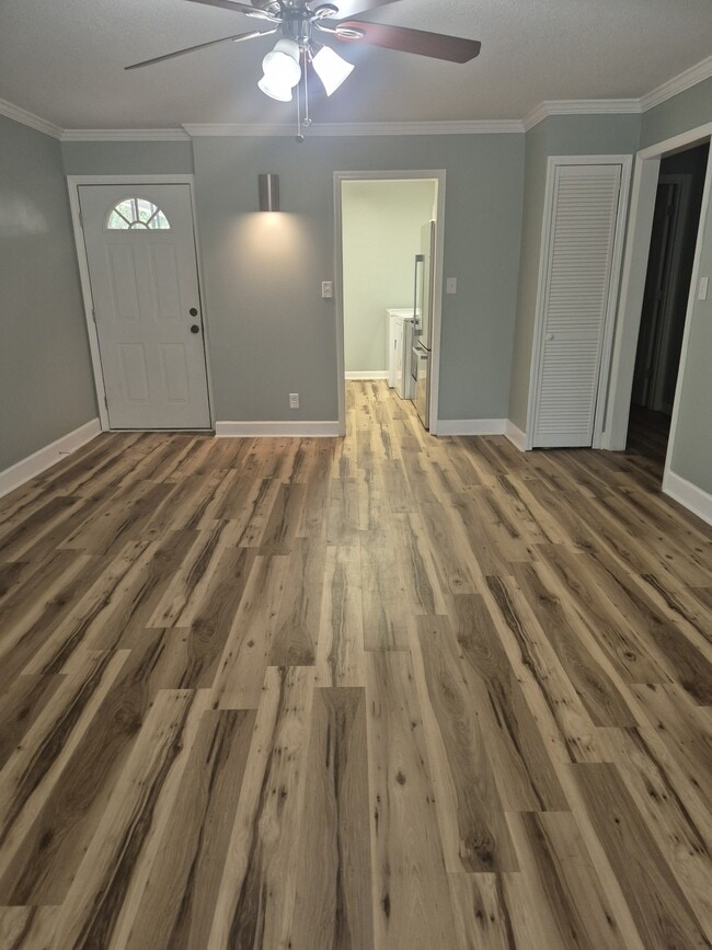 Photo - 1713 Azalea Dr Unit 2