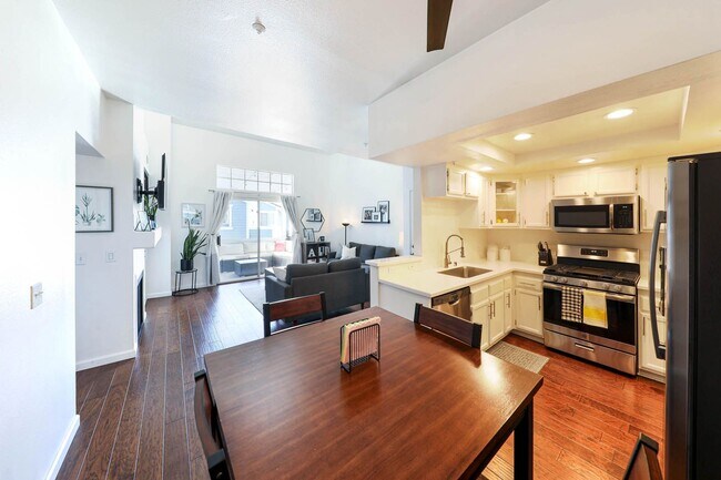 Photo - 2 Bedroom condo with view of the mountains...