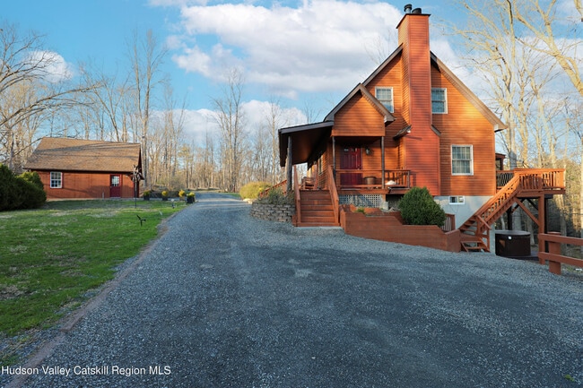 Photo - 67 Breezy Hill Rd