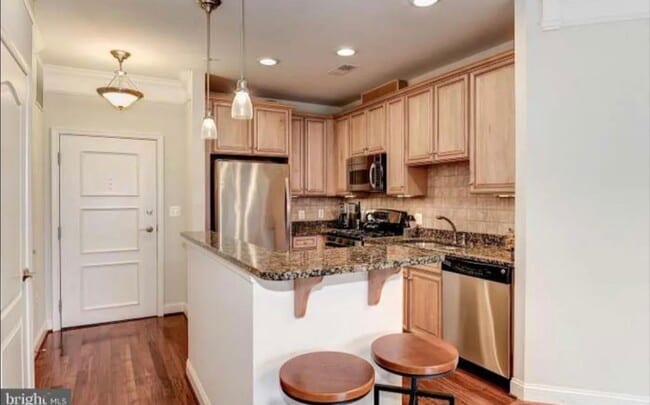 Photo - 1451 Belmont St NW Unidad 320