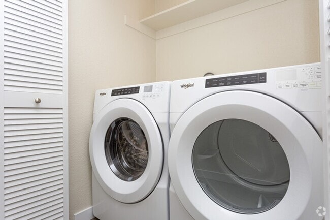 Photo - The Landmark