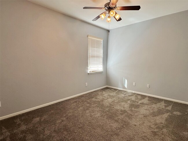 Photo - 1050 Forest Haven Ct