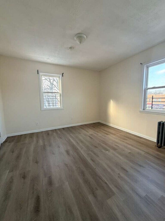 125 Carolina Ave