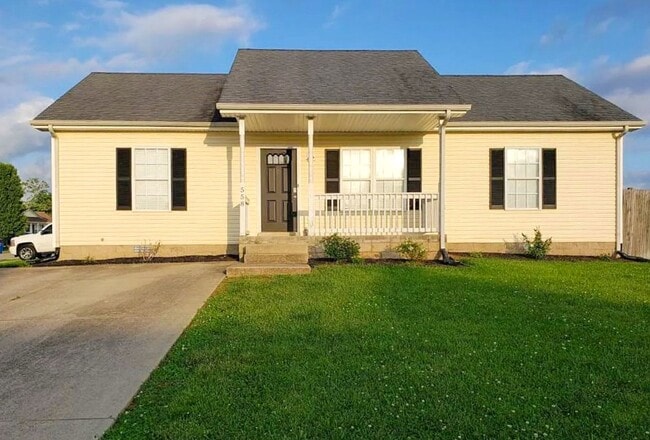 Building Photo - 3 Bedroom 2 Bathroom Townhome