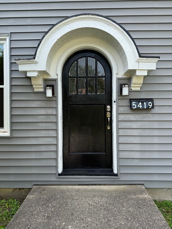 Photo - 5419 Roseland Mound Casa