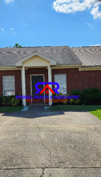 Building Photo - 1832 Copperfield Ln Rental