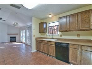 Photo - ADORABLE 3-2-2 in the Colonial Estates Subdivision.