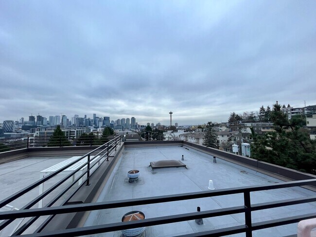 Photo - 1312 6th Ave N