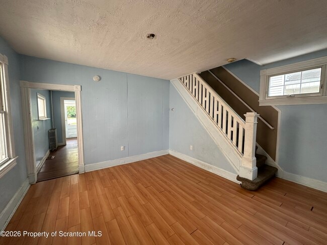 Photo - 615 S Webster Ave