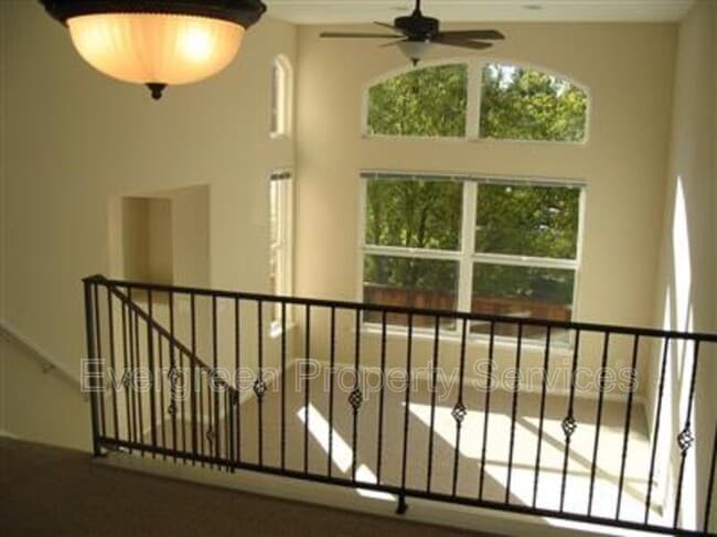 Photo - 2515a Garfield Ave