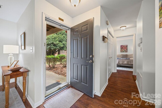 Photo - 5003 Sharon Rd Unidad K