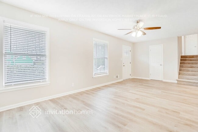 Photo - 399 Dorsey Cir SW