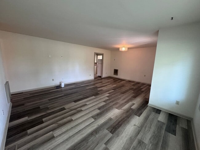 Photo - 2934 Butterworth Rd