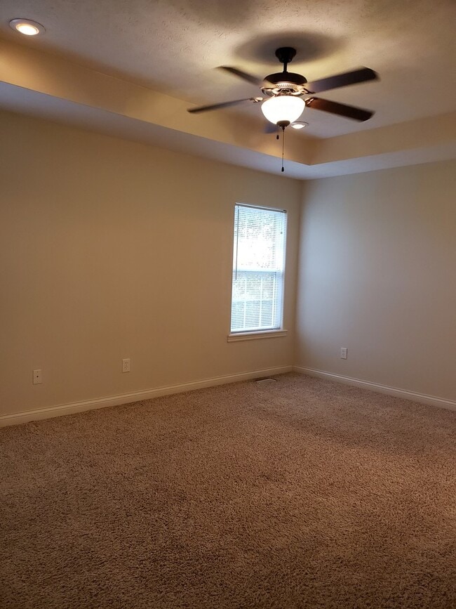 Photo - Creekvale Court