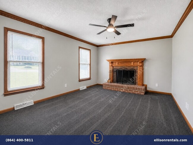 Photo - 310 Waterbury Ct