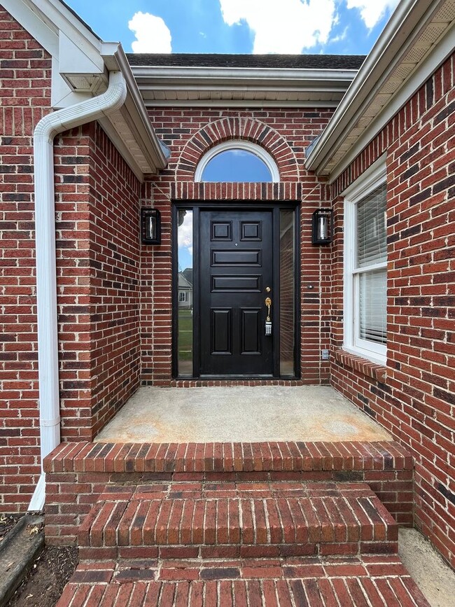 259 Faye Ct
