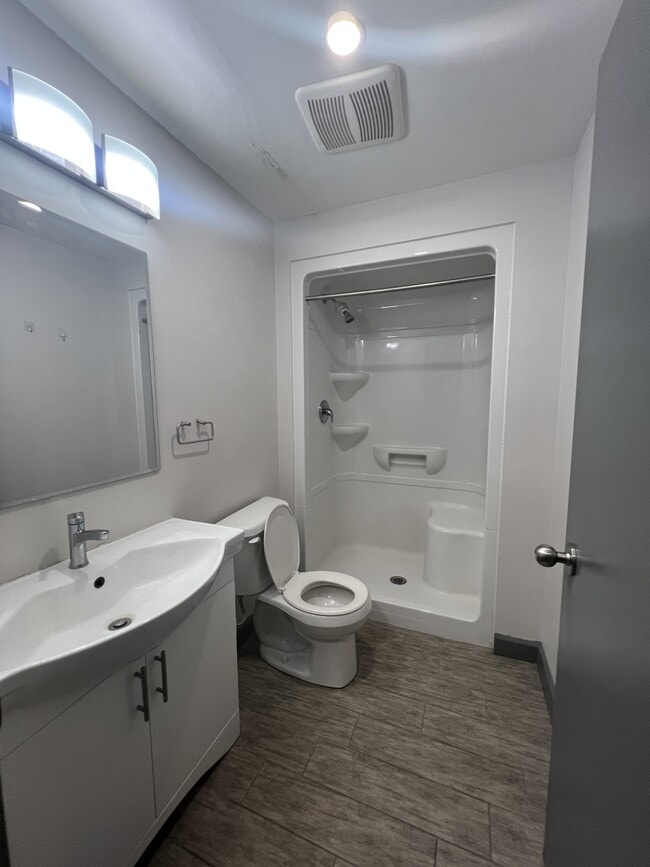 Photo - 258C-258C Sunview St