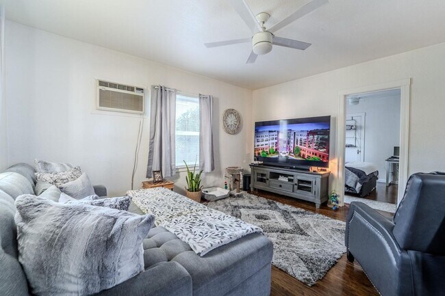 Photo - 1127 Unit 1