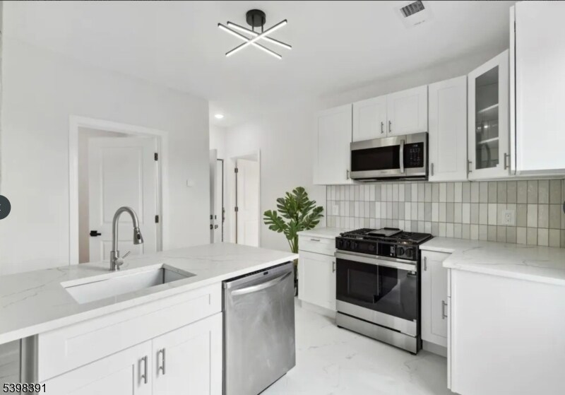 Photo - 165 Garden Ave Unit 2