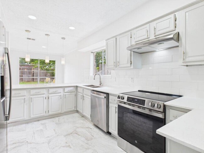 Photo - 506 Coppersmith Dr