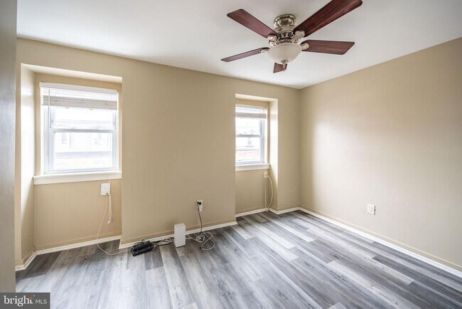 Photo - 2220 Fitzwater St Unit 2