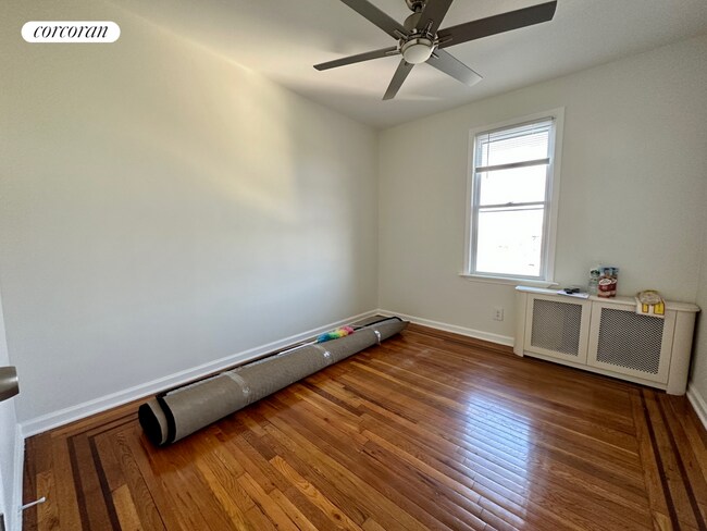 Photo - 61-45 56th St