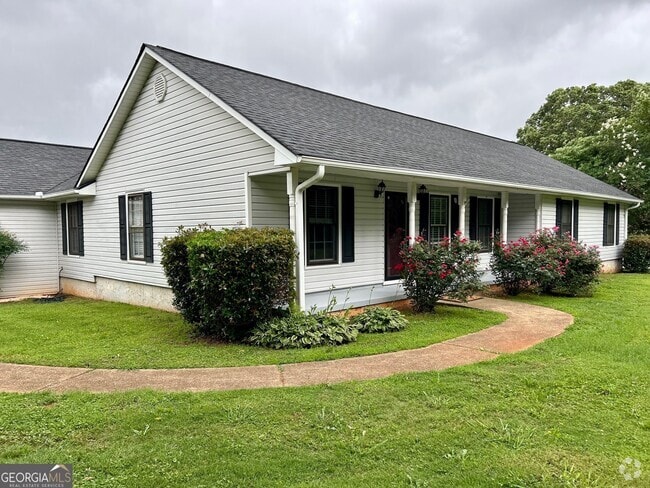 Building Photo - 2745 McDonough Rd Rental