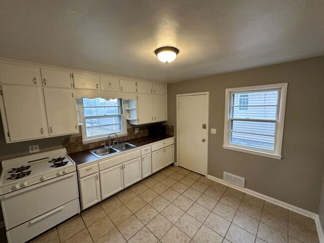 Photo - 4706 N 35th St Unidad 4706 Lower