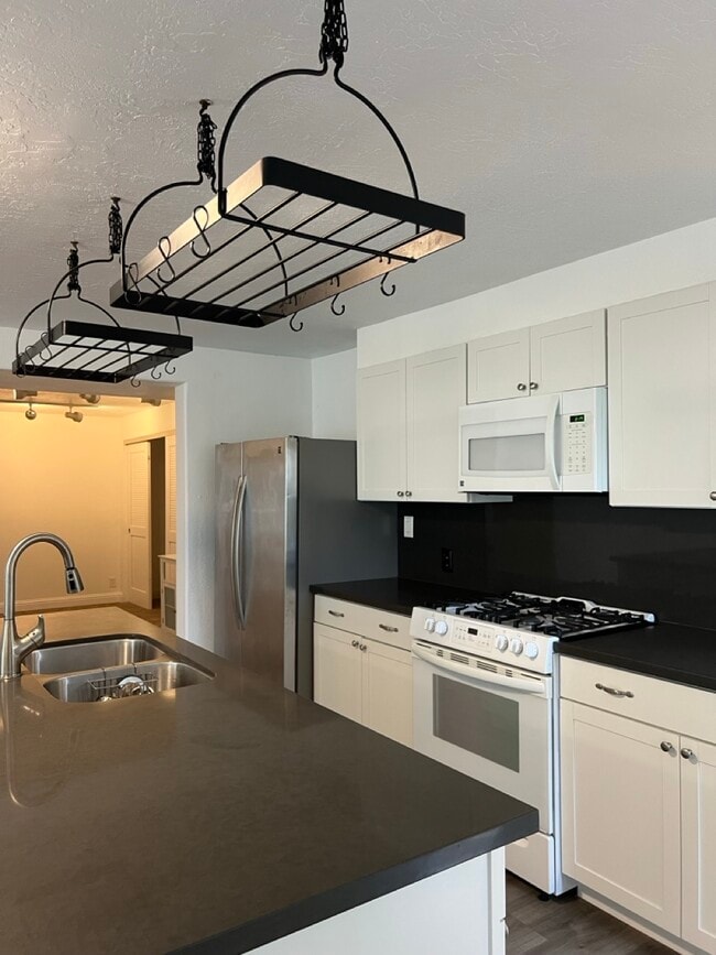 Photo - 3 Rolph Park Ct