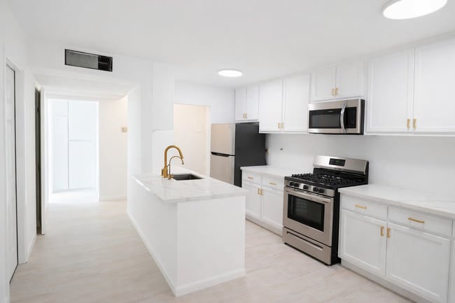 Photo - 421 La Fayette Park Pl Unit 404