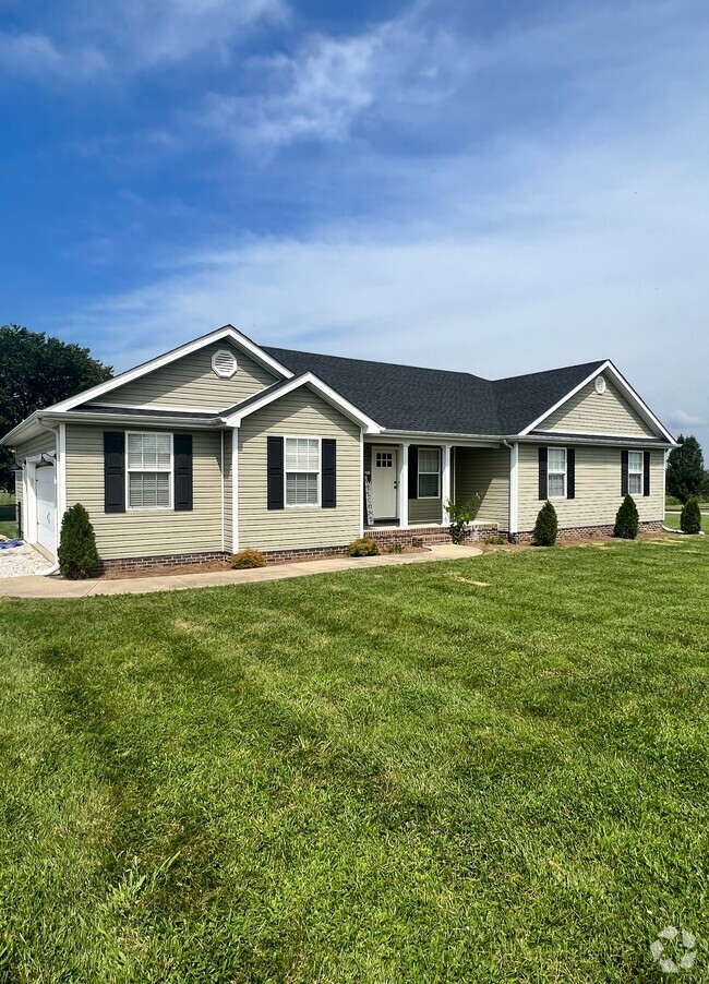 Building Photo - 71 Bent Grass Dr Rental