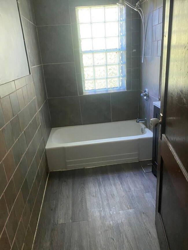 Photo - 300 13th St SW Unit 3 Up