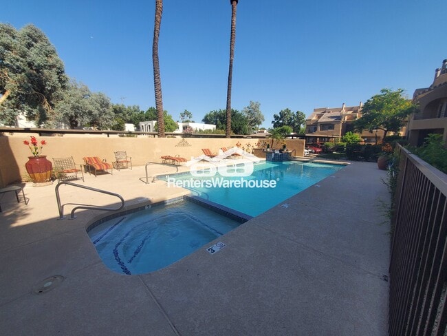 Photo - 3845 E Greenway Rd Condo Unit 106