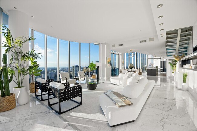 Photo - 200 Biscayne Blvd Way Unit PH5402