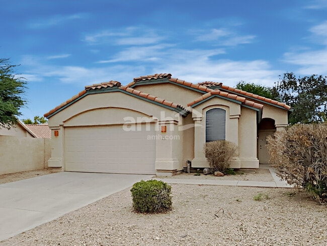 Building Photo - 12751 W Palm Ln