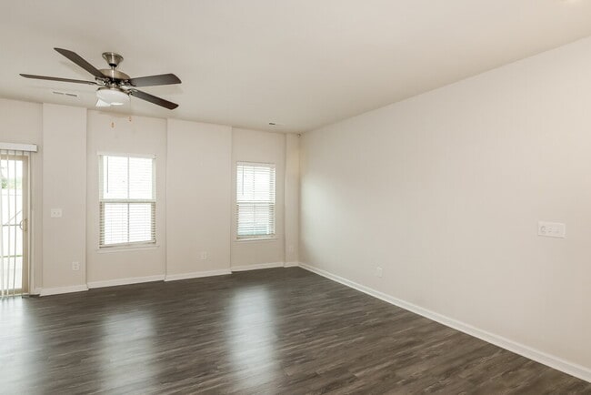 Photo - 307 Pond Place Ln