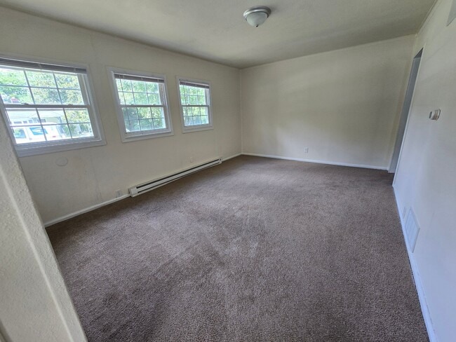 Photo - 1025 Bradley Ln