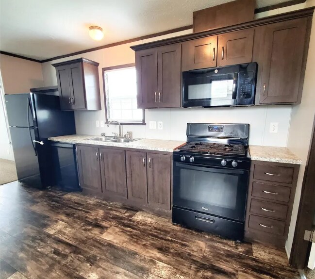 Photo - 9792 Spinnaker Dr