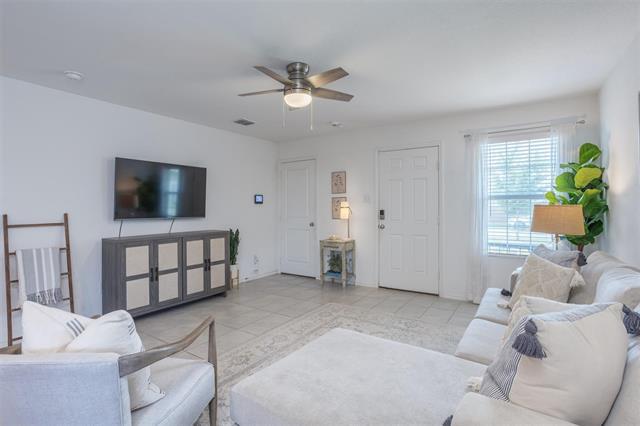 Photo - 6104 Darkstar Dr