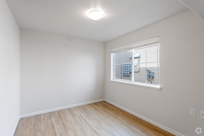 1BR, 1BA - 607SF - Vista Rose Senior Apartments