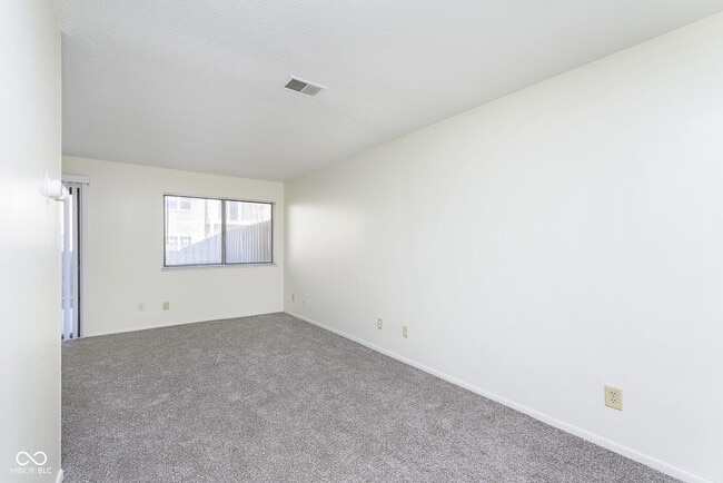 Photo - 114 Greenwood Trail N Dr