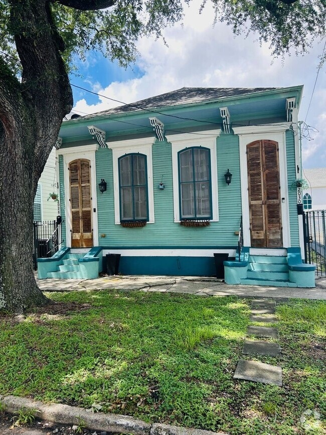 Building Photo - 2030 Bienville St Unit 2030 Rental