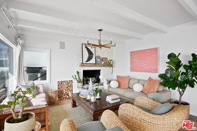 27208 Pacific Coast Hwy