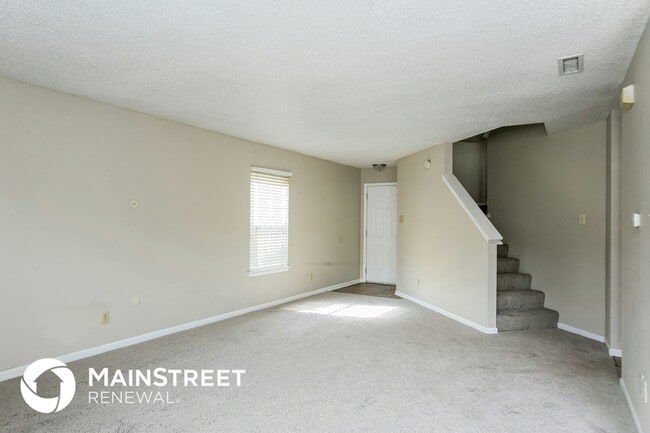 Photo - 1289 Freemont Ln