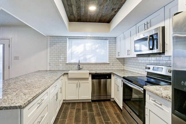 Photo - 10458 Hammerly Blvd