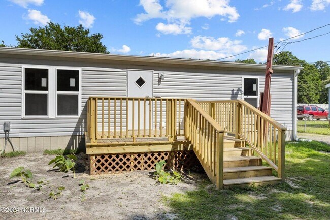 Photo - 308 Queens Rd