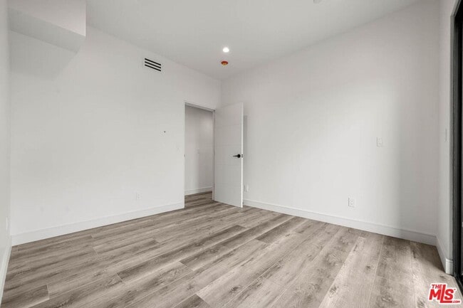 Photo - 1290 1/2 South Sherbourne Drive Apt #1920, Los Angeles, CA 90034 - 5 BR 4 BA house
