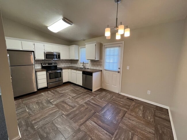 Photo - 4 Bedroom 2 bath Ranch Home, with two stall garage, finished basement, in NW Lincoln.