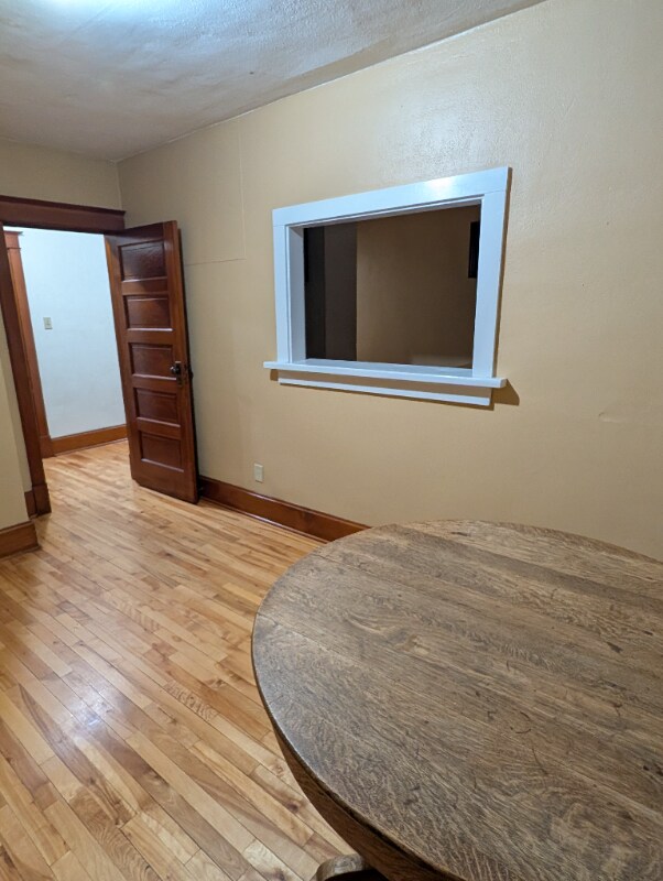 Photo - 1027 E Chapman St Unidad 2