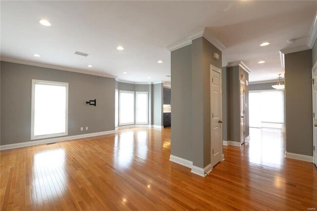 Photo - 7709 Gannon Ave